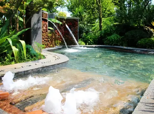 Hot Spring Valley Hotel - 4-Star