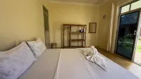 The 5th Element Boutique Hotel - Strand
