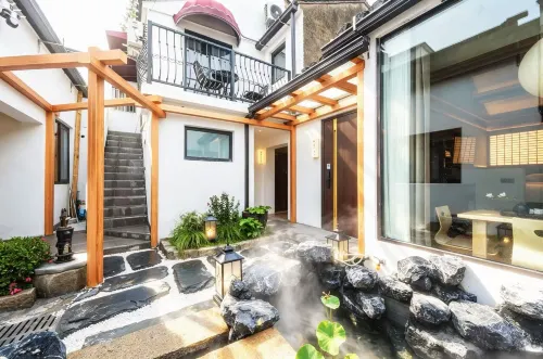 Pingjiang Zhixiang · Holiday Private Hot Spring Villa - Flughafentransfer