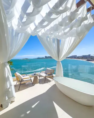 Lumi Yuxi · Sea‑View Luxury Villa - غرفة مطلة على الجبل