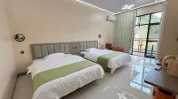 Lingyun Yuxian Homestay (Haokun Lake Scenic Area) - parking