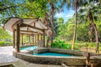 Palace International Hot Spring Hotel - parcheggio