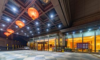 Ramada by Wyndham Yichang（CBD shopping mall store） - Housity