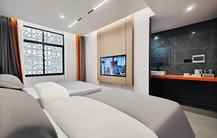 Mujia Light Luxury Hotel
