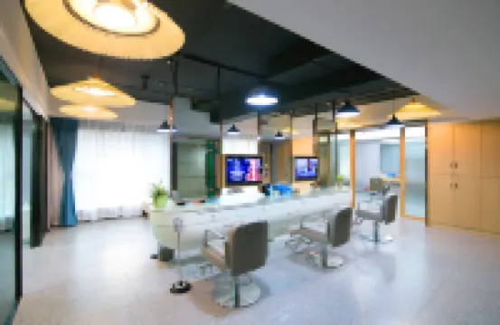 Huatian Hotel