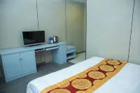 Home Inn Huaxuan (Jingning Industrial Park) - Parking