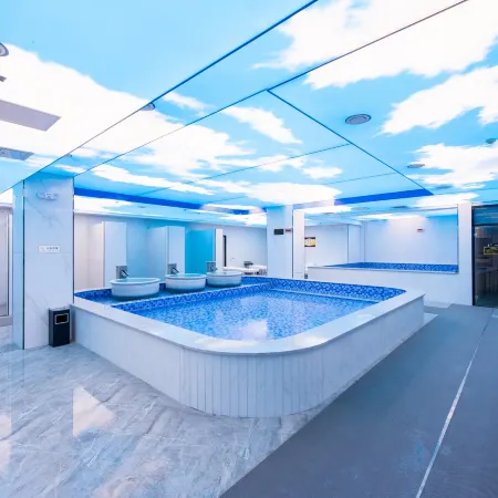 GreenTree Inn Express Hotel (Baoding Mancheng District Government Branch)