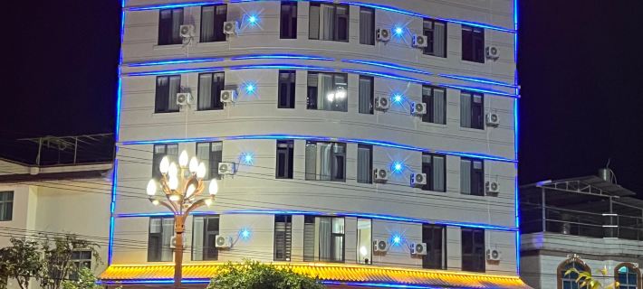 Hotel Jiayou Hotele w: Powiat Fengqing