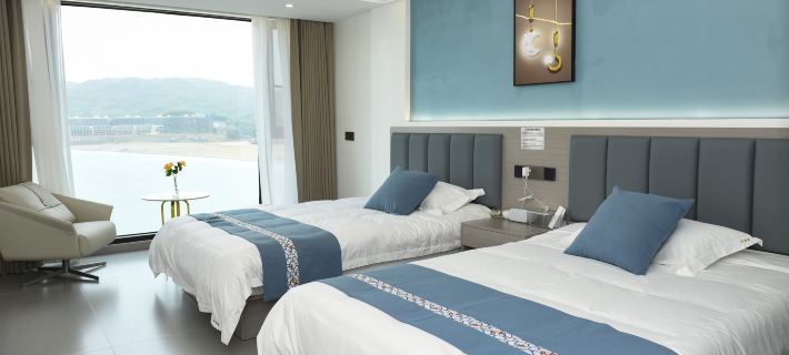 Golden Harbour B&B Hotels in Cangnan County