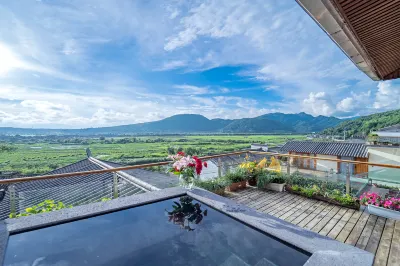 Floral Lux Hotel· Yuexi·Junyuan hot spring hotel in Heshun ancient town Hôtels à : Tengchong
