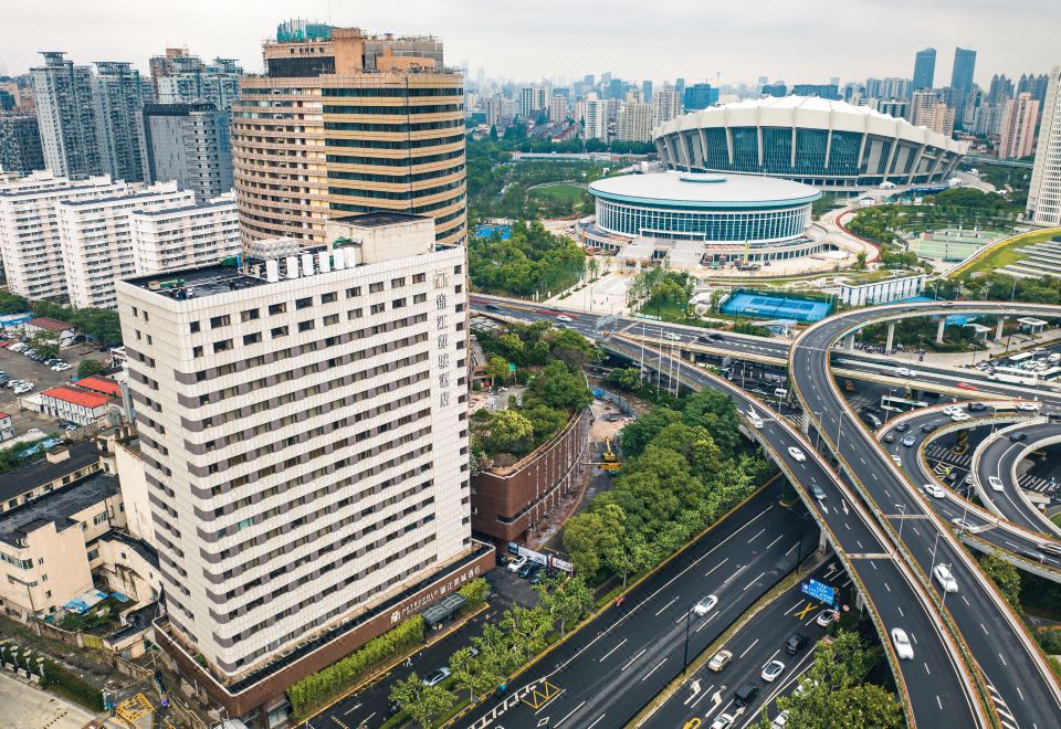 메트로폴로 진장 호텔 Thumbnail Image