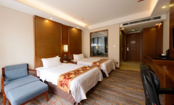 Yatai Hotel(Shenyang  Zhongjie,The Forbidden City)