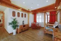 Azure Light Luxury Inn (Lijiang Ancient Town)