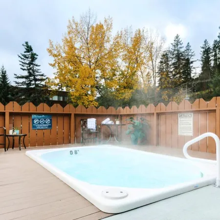 Lobstick Lodge