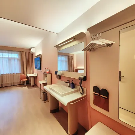 HanTing Hotel (Arxan Xincheng Street)