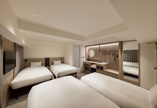 더 원파이브 오사카 남바 쿠로몬