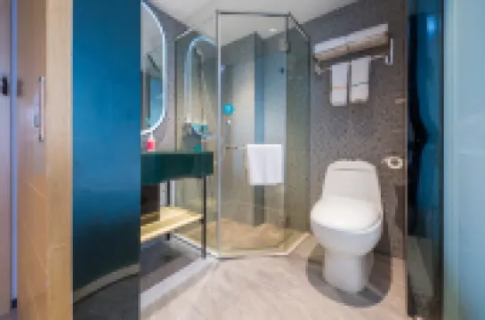 シティ コンフォート イン(CITY COMFORT INN)ホテル(景徳鎮人民広場國貿陶瓷城) のホテル