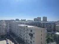 Grizzly Bear E-sports Intelligent Audio and Video Apartment (Pedestrian Street)
