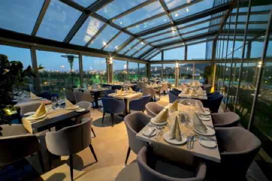 Miracle Istanbul Asia Airport Hotel & Spa Отели рядом с Аэропорт Сабиха Гёкчен