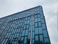 Chariton Hotel Skudai Kiri Hotels in Tampoi