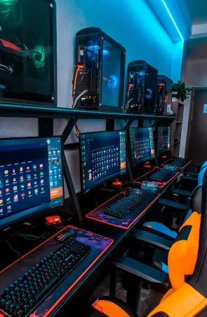 Free Space E-sports Hotel