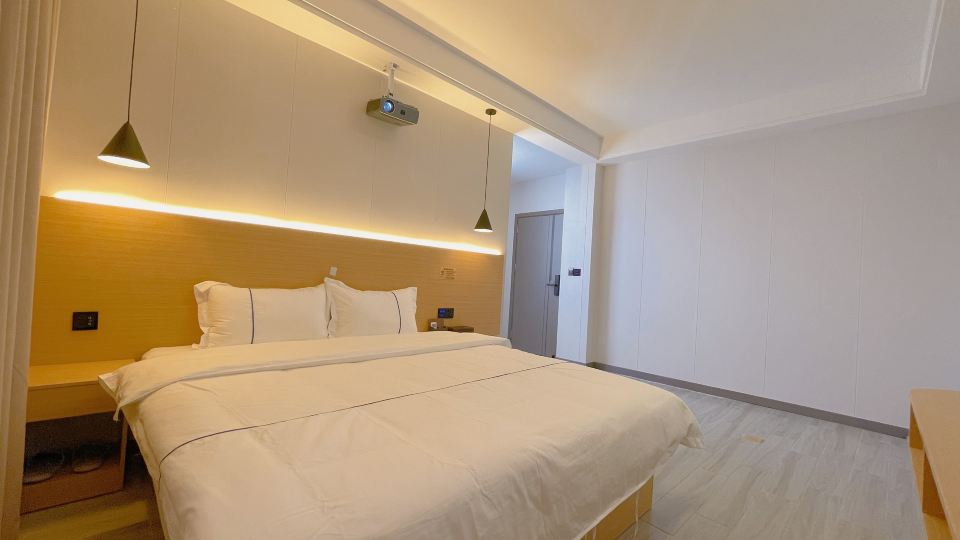 Jinhong Light Luxury Homestay