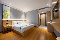 GreenTree Inn Smart Select Hotel (Hong'an Economic Development Zone Branch) - balcony