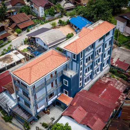 Faraway Suites Отели рядом с достопримечательностью «Wat That»