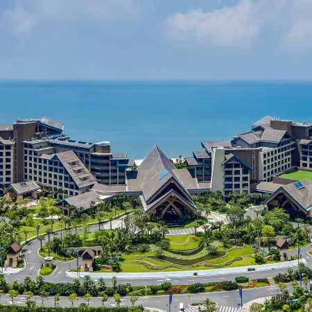 DoubleTree by Hilton Shanwei