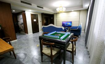 Super 8 Hotel (Xingtai Railway Station Tianyi Square Kaixuan Branch)