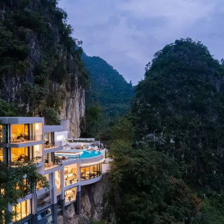 Wanfeng Lake Fengxi · Cave | Hidden Luxury Jin Homestay