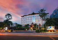 Shangri-La Chiang Mai Hotel dekat Chiang Mai Railway Station