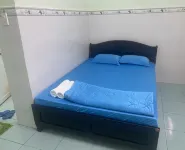 Spot on 1218 Nha Nghi Hung Thinh Hotels in Cam Phúc Bắc