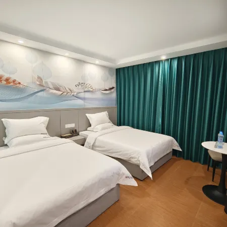 Yahao Hotel(Yudu Changzheng Plaza Store)