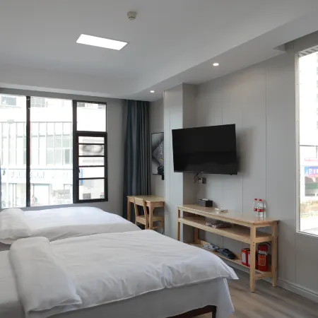 Pingjun Hotel