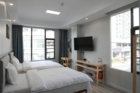 Pingjun Hotel Отели в г. Дэань