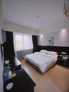 Karamay Baonai Business Hotel