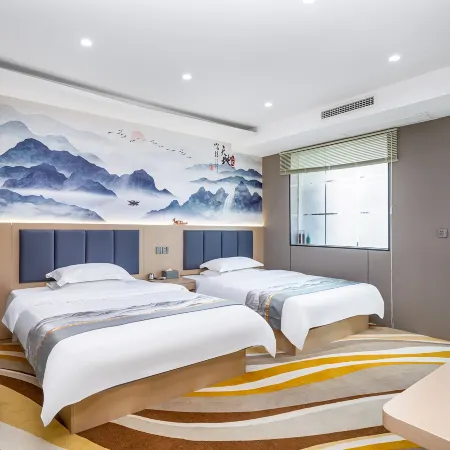 Xinmi Golden Triangle Business Hotel (Zhongqiang Light Year City Plaza)