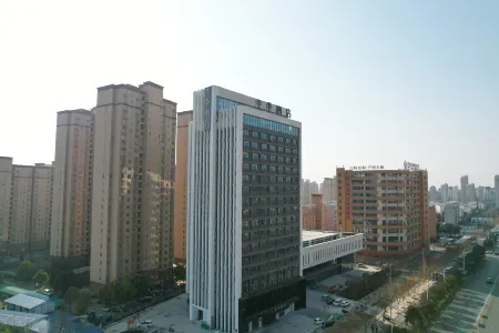 JI Hotel (Fuyang Jieshou Guozhen Plaza) Отели рядом с достопримечательностью «Jieshou TV University»