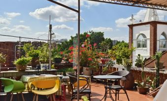 2208 Inn (Kaiyuan Temple Branch, Quanzhou West Street) | Ancient Courtyard Style · Family-Friendly