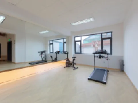 Tongren Grand Hotel (Tongren High-speed Railway Station Ancient City Pedestrian Street Branch) Hotels in Tongren