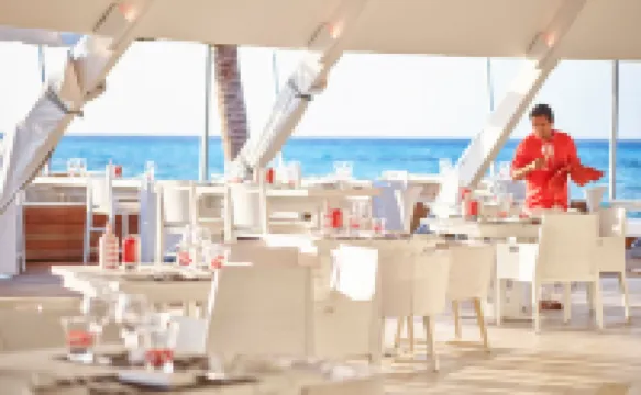 LUX* South Ari Atoll Hotels in Maamigili Island