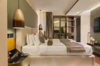 The Delborough Lagos