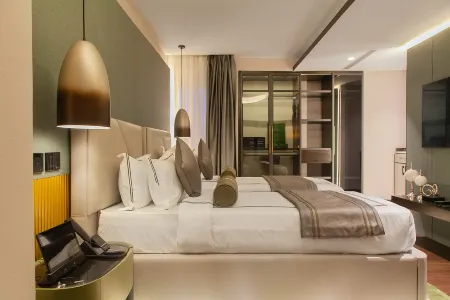 The Delborough Lagos