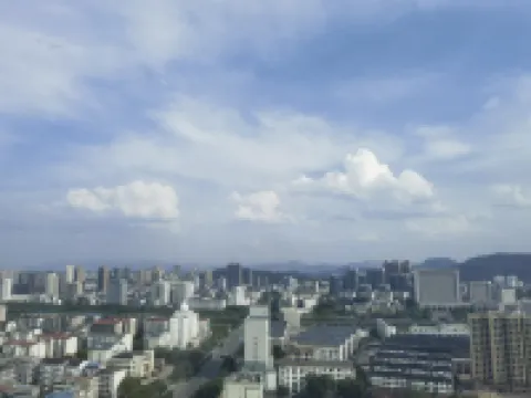 Lanhai Longyue Hotel