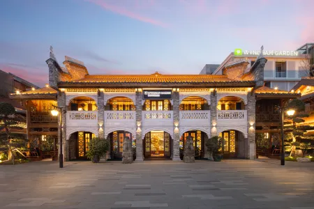 Qinglai Wenwen Fang Wyndham Garden Hotel Отели рядом с достопримечательностью «Linqiong Ancient City»