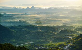 Yanlai Mountain Residence Light Luxury Boutique Stay (Yanziyan)