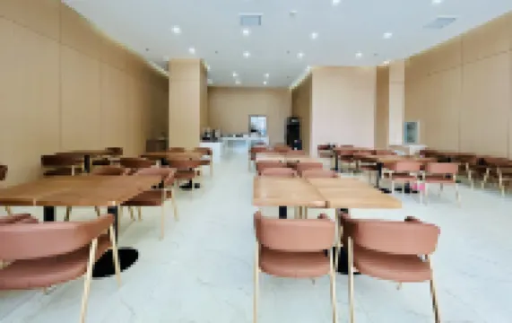 Da Lian Rui Shi Hotel