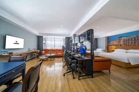 Yunying E-Sports Hotel (Xinye Bus Station) Отели в г. Синьэ