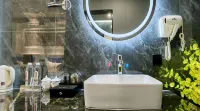 Fei Fan Holiday Hotel
